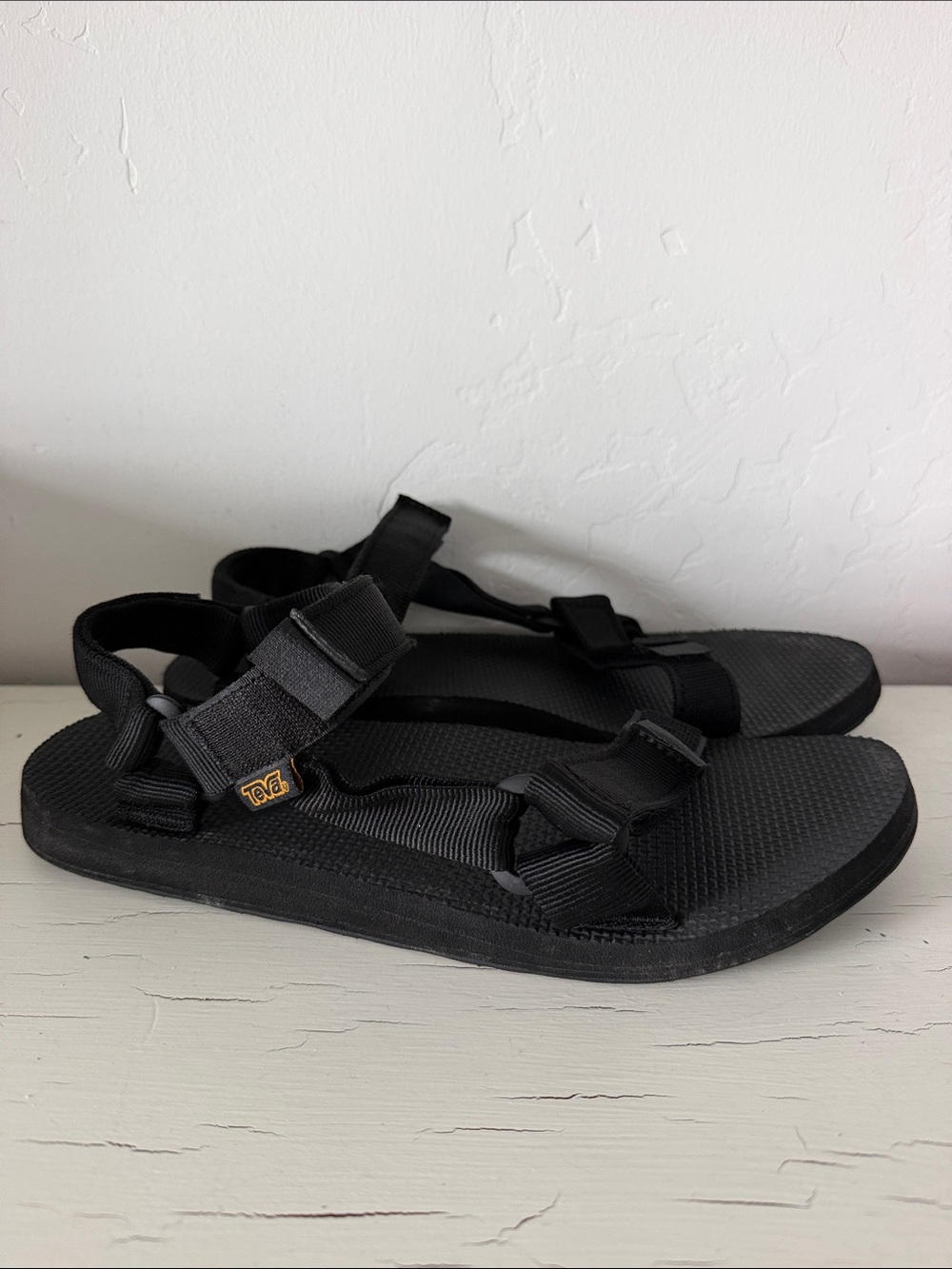 Teva Original Universal Sandals Mens 10 Black Sport Outdoor Hiking Strappy
